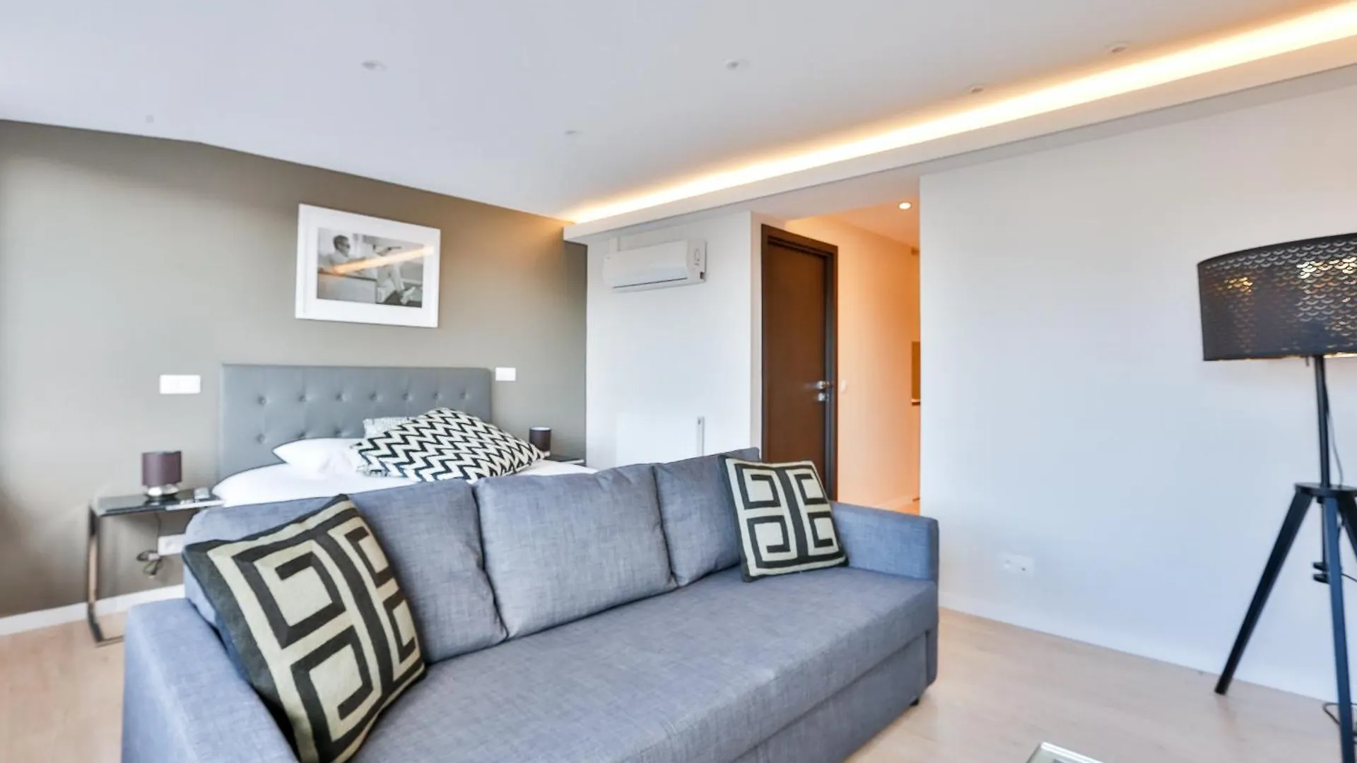 Blue Nights Apartments - Sébastopol Paris 0*,  France