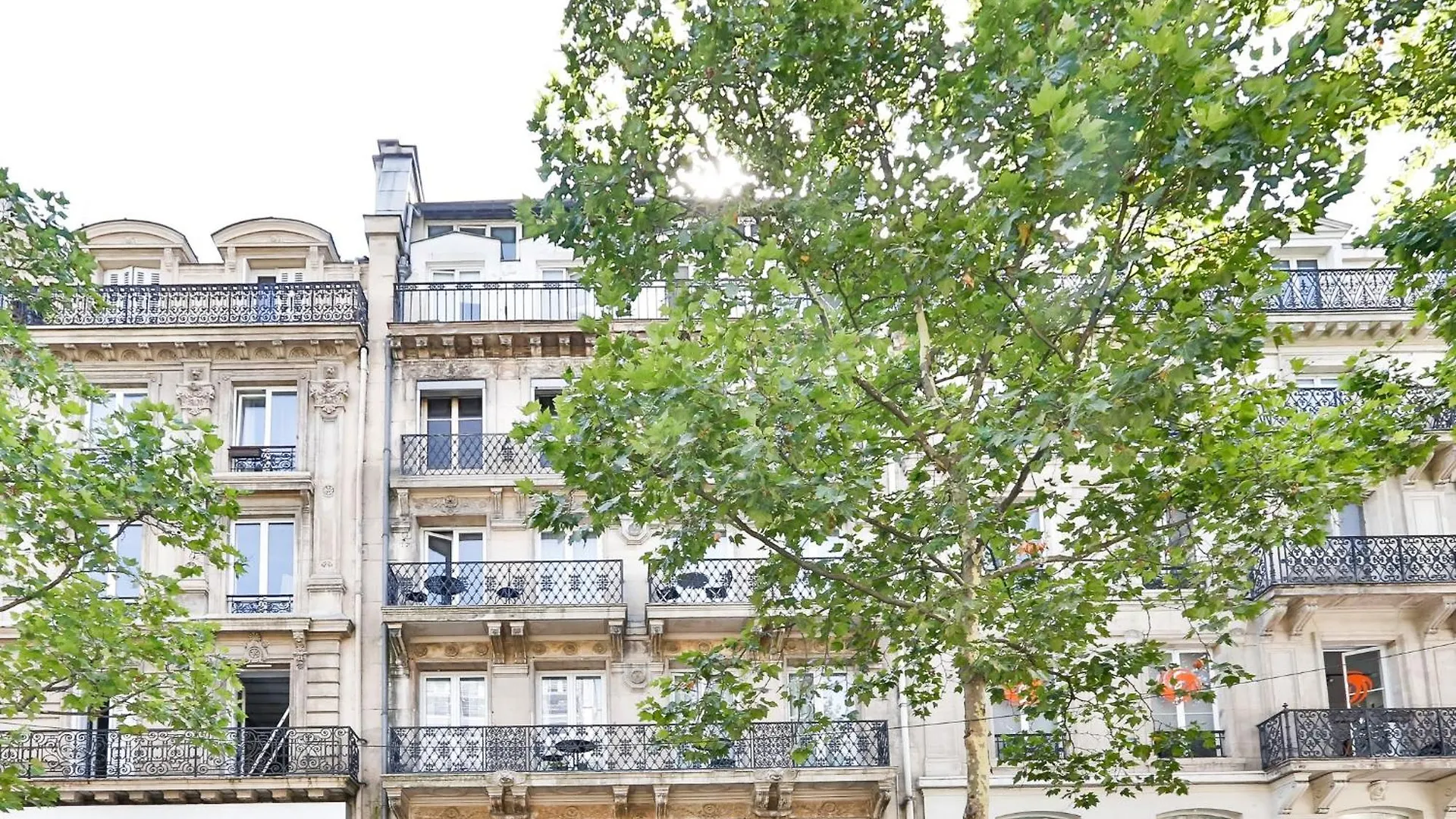 Blue Nights Apartments - Sébastopol Paris France