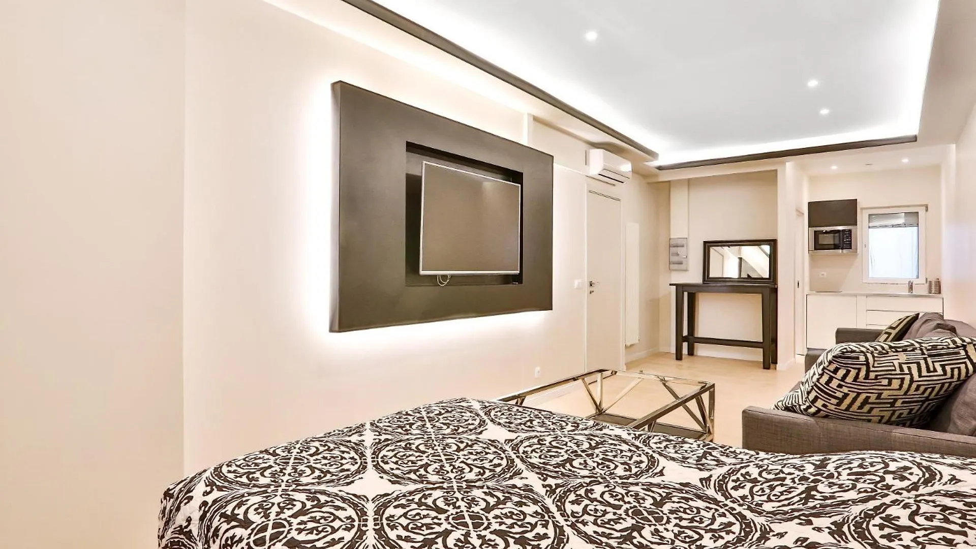 Blue Nights Apartments - Sébastopol Paris