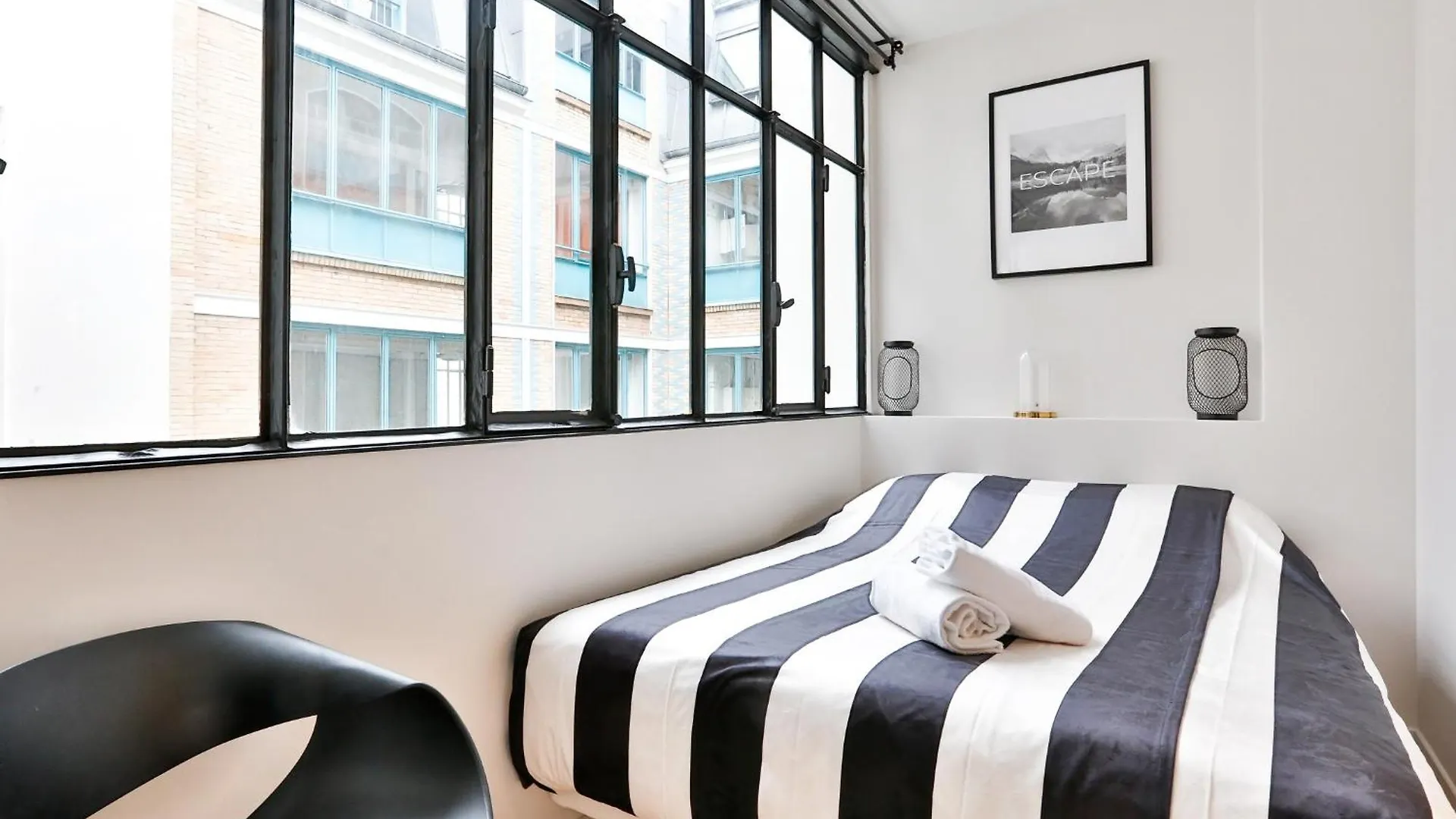 Blue Nights Apartments - Sébastopol Paris