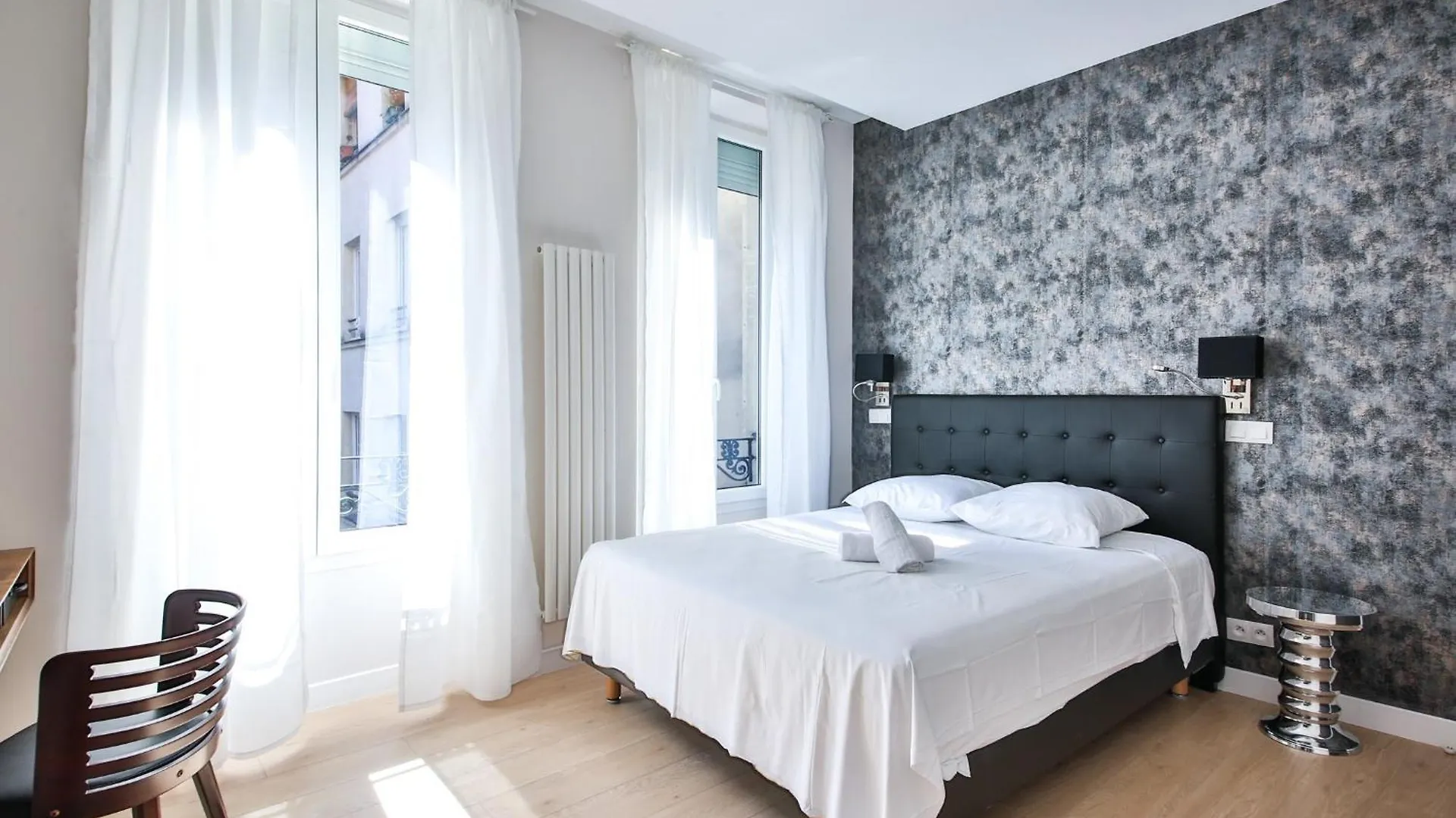 Blue Nights Apartments - Sebastopol Paryż Francja
