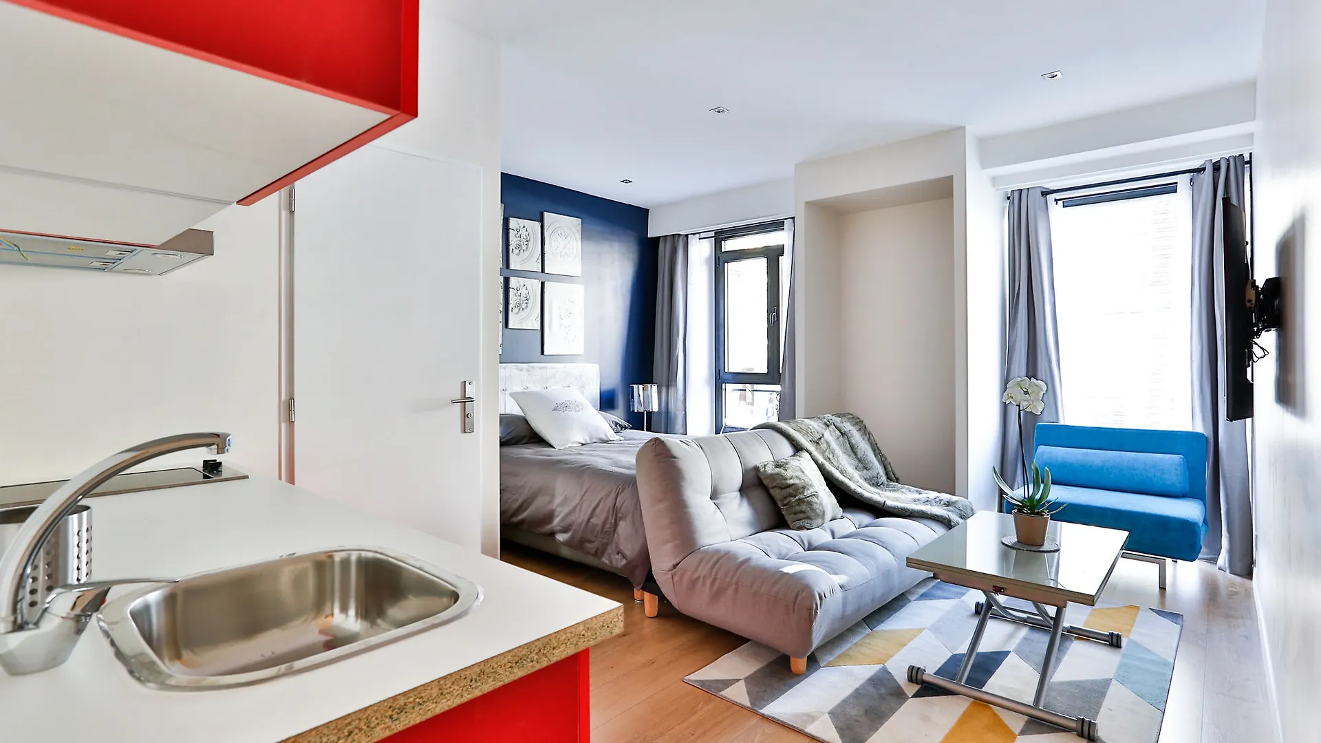 Blue Nights Apartments - Sébastopol Paris