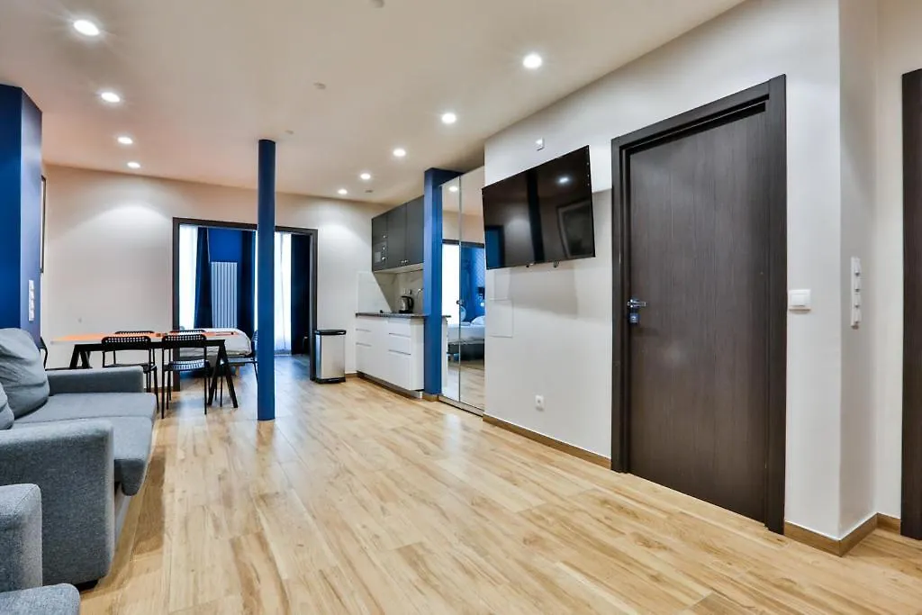 Blue Nights Apartments - Sebastopol Paris