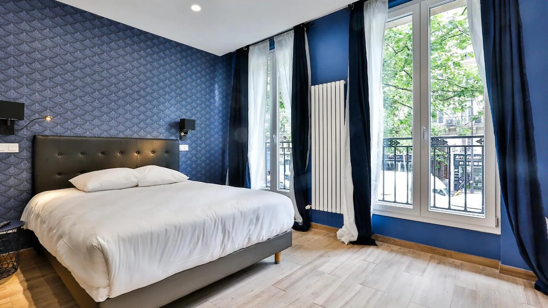 Blue Nights Apartments - Sebastopol Paris