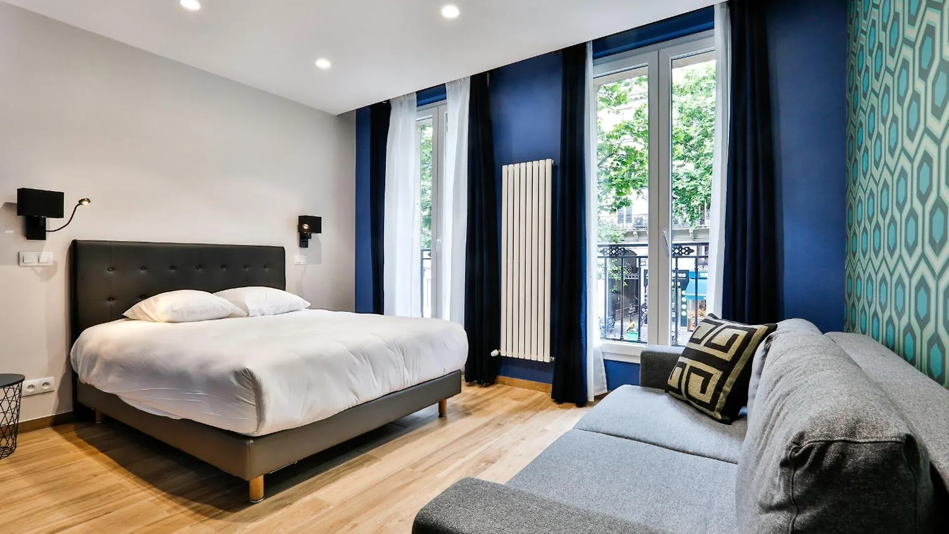 Blue Nights Apartments - Sebastopol Paris