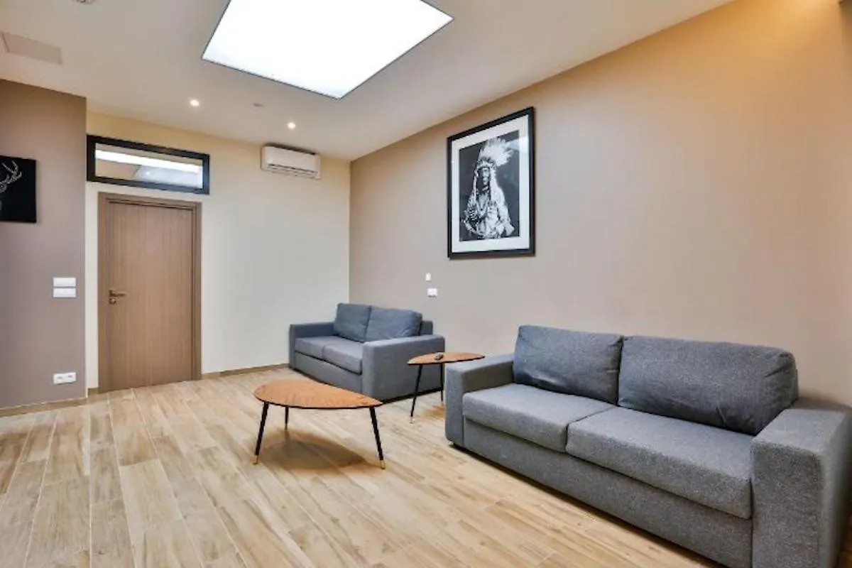 Blue Nights Apartments - Sebastopol Paris
