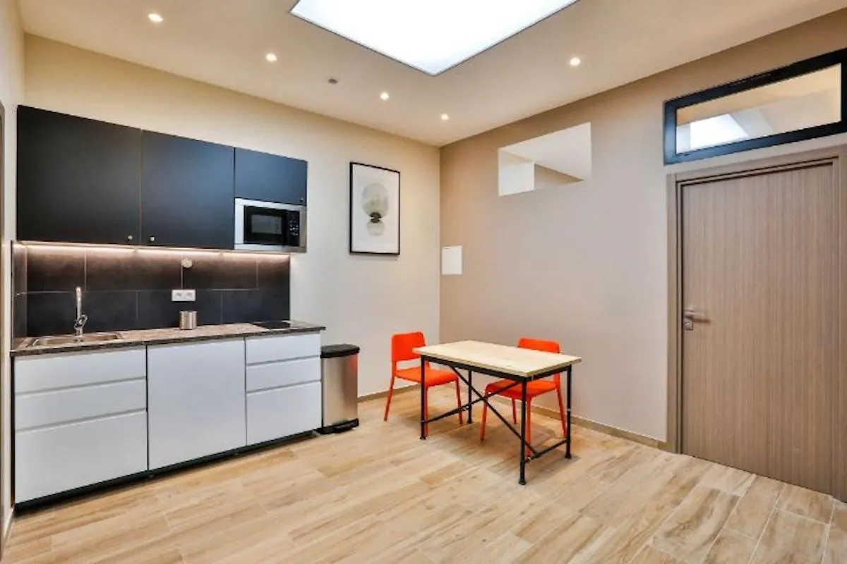 Blue Nights Apartments - Sebastopol Paris