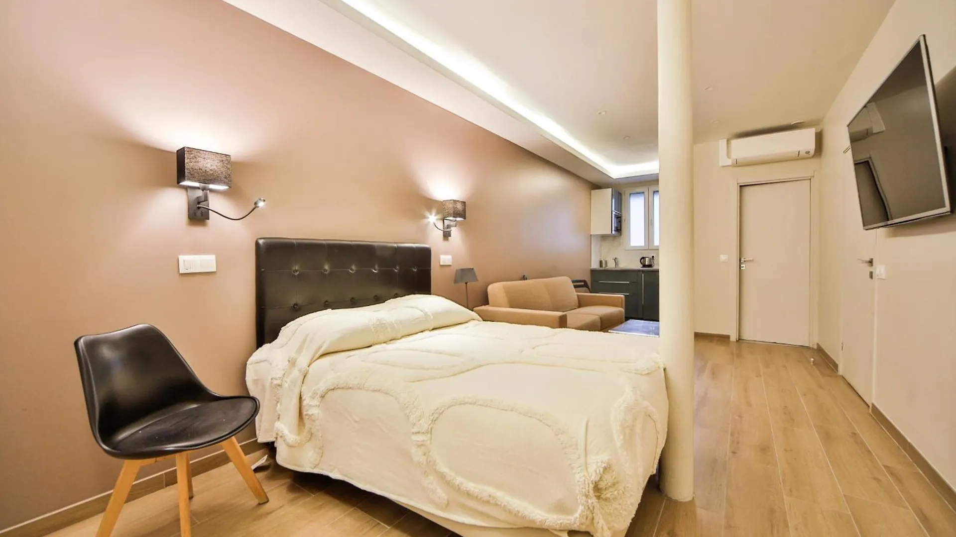 Blue Nights Apartments - Sebastopol Paris 0*,  Frankrig