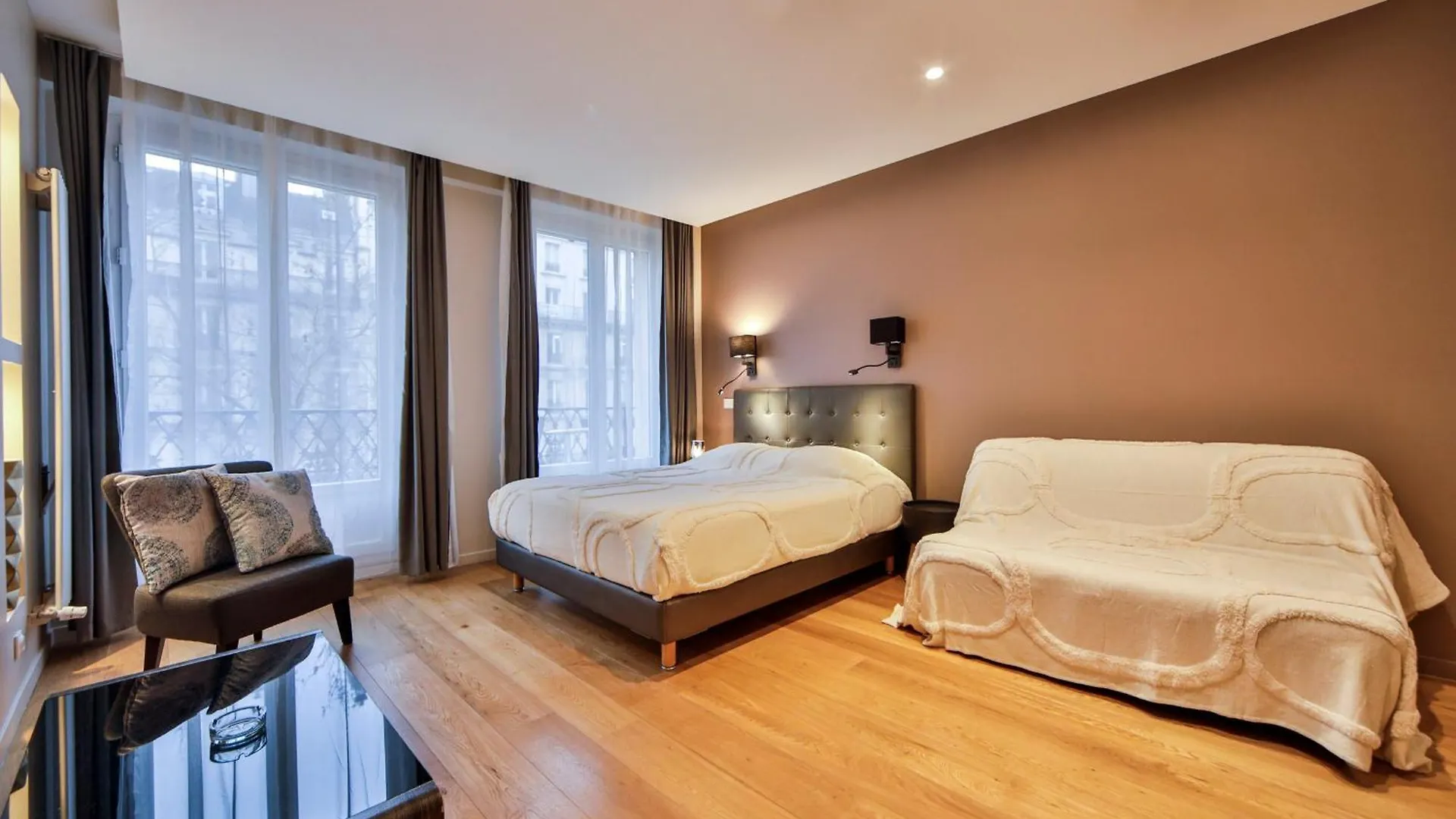 Blue Nights Apartments - Sebastopol Paris